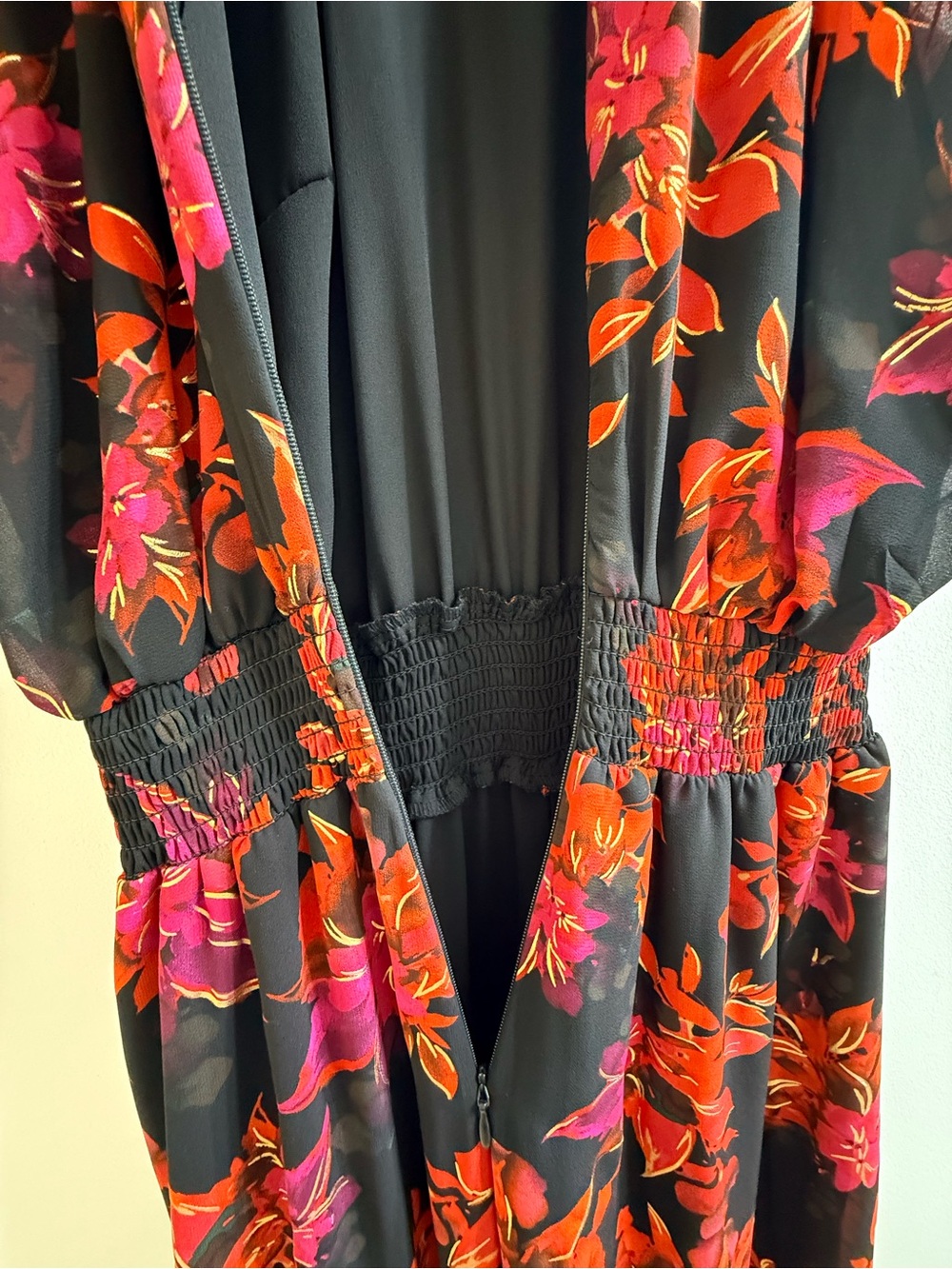 Vince Camuto Black Halter Jumpsuit with Red & Pink Floral Print Size S NWT - Picture 8 of 16